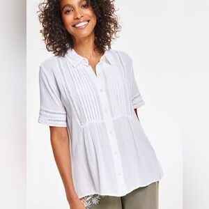 NWOT Style & Co Crinkle Gauze Pintucked Blouse in White - Size L Petite